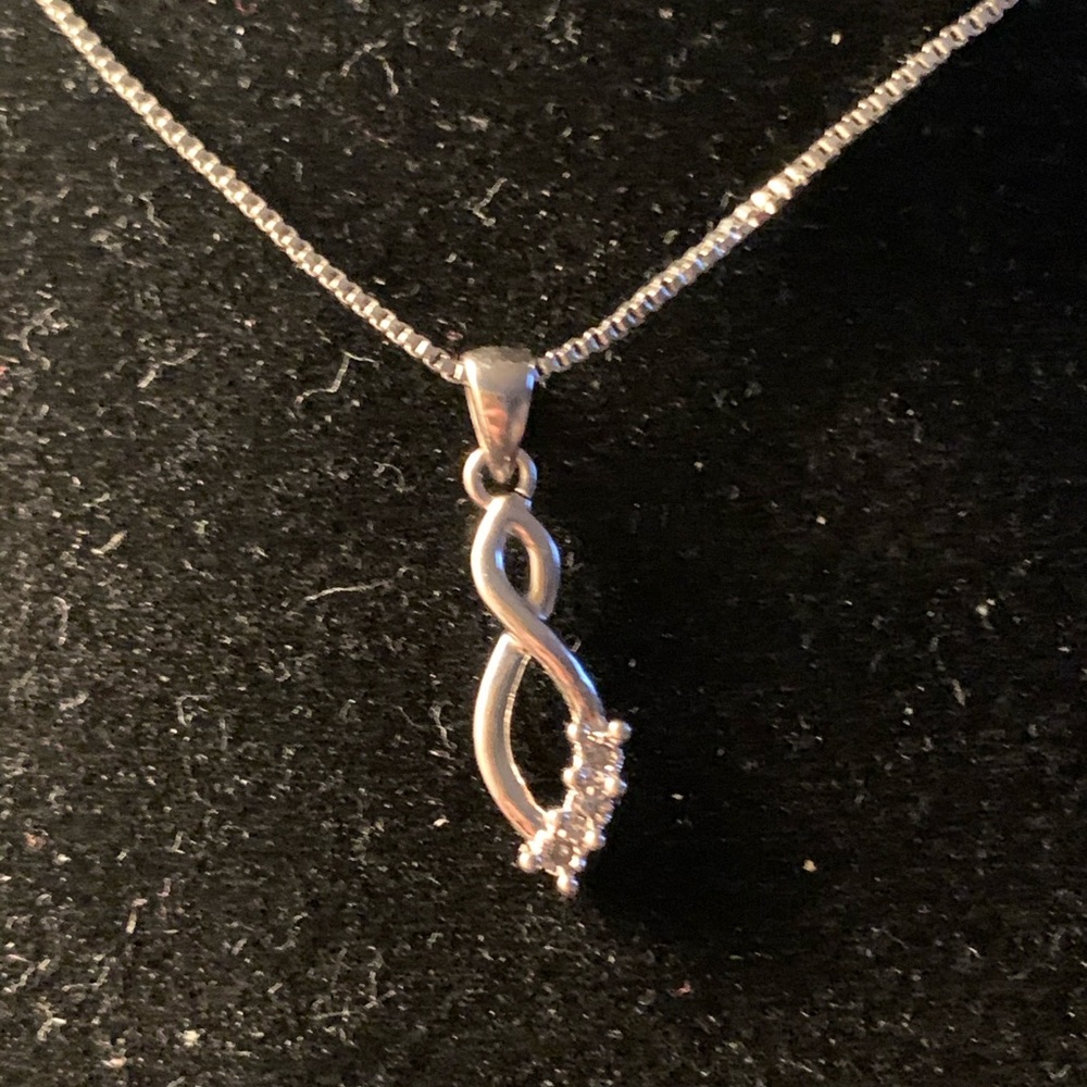 Genuine Diamond Pendant Necklace Charm - Picture 2 of 8